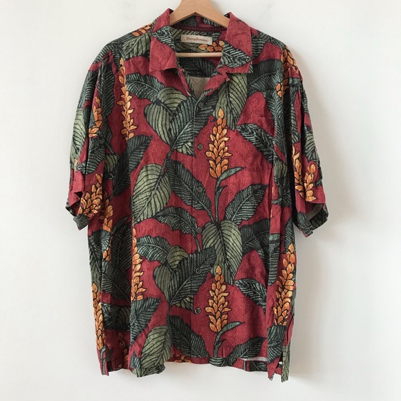Tommy Bahama Other - Tommy Bahama silk floral button down